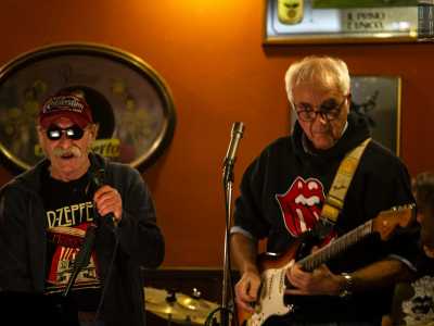 I Flowers in concerto al Pellicano, nel dicembre scorso